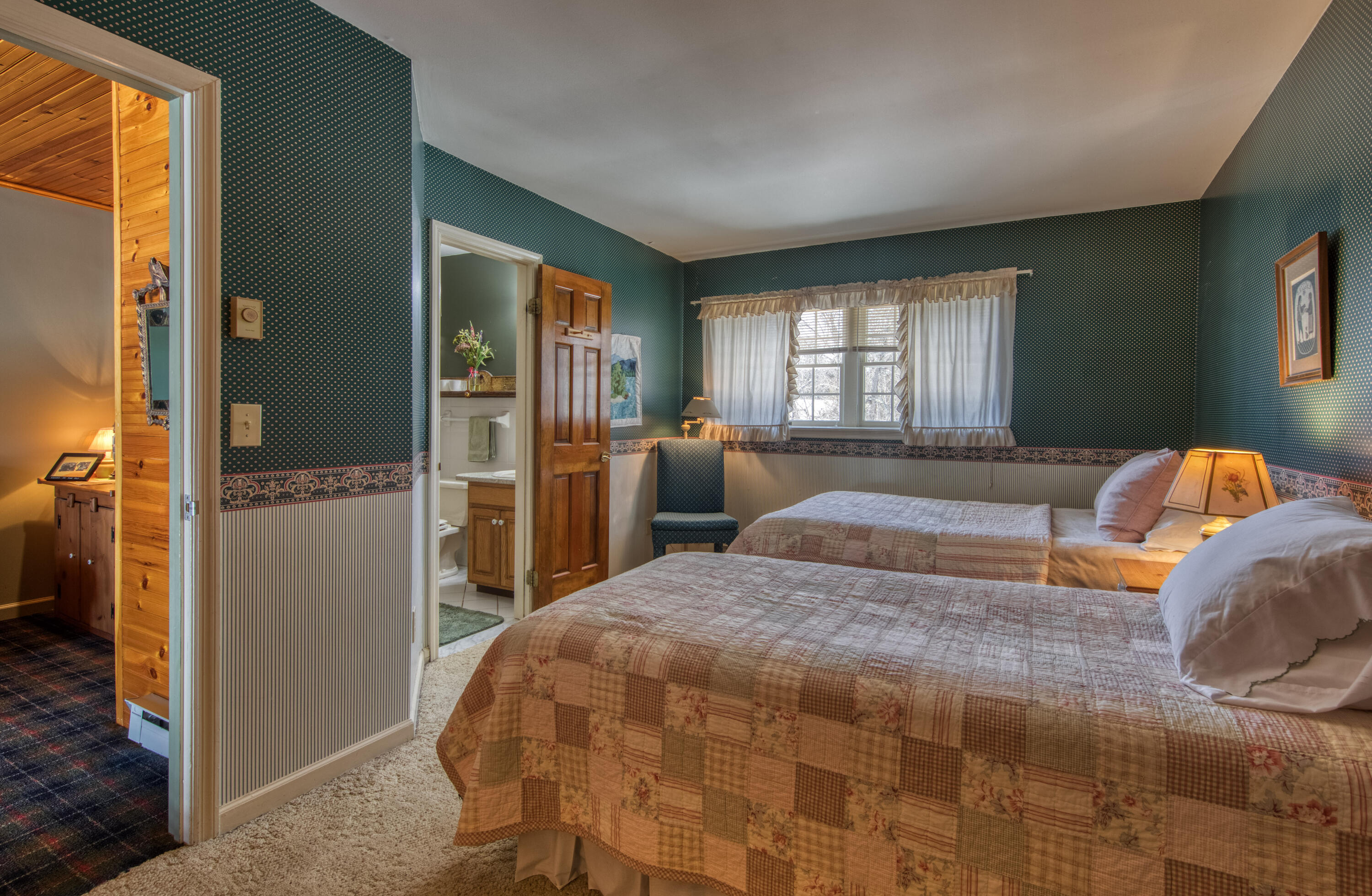 36 Waters Edge Way Lake Placid NY 12946