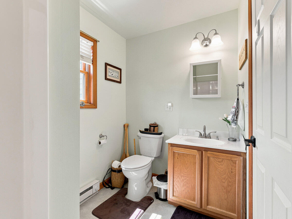 176 Fir Way Lake Placid NY 12946
