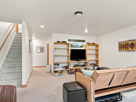 176 Fir Way Lake Placid NY 12946