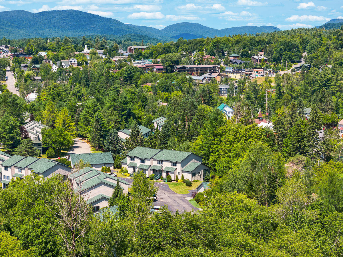 176 Fir Way Lake Placid NY 12946