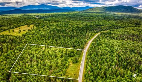 18 Daigneau Trail Vermontville NY 12989