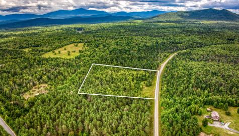 18 Daigneau Trail Vermontville NY 12989