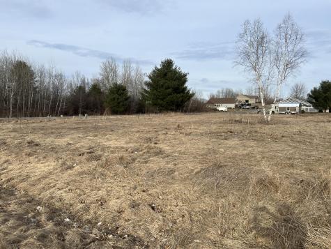 15 Ormsby Circle Peru NY 12972