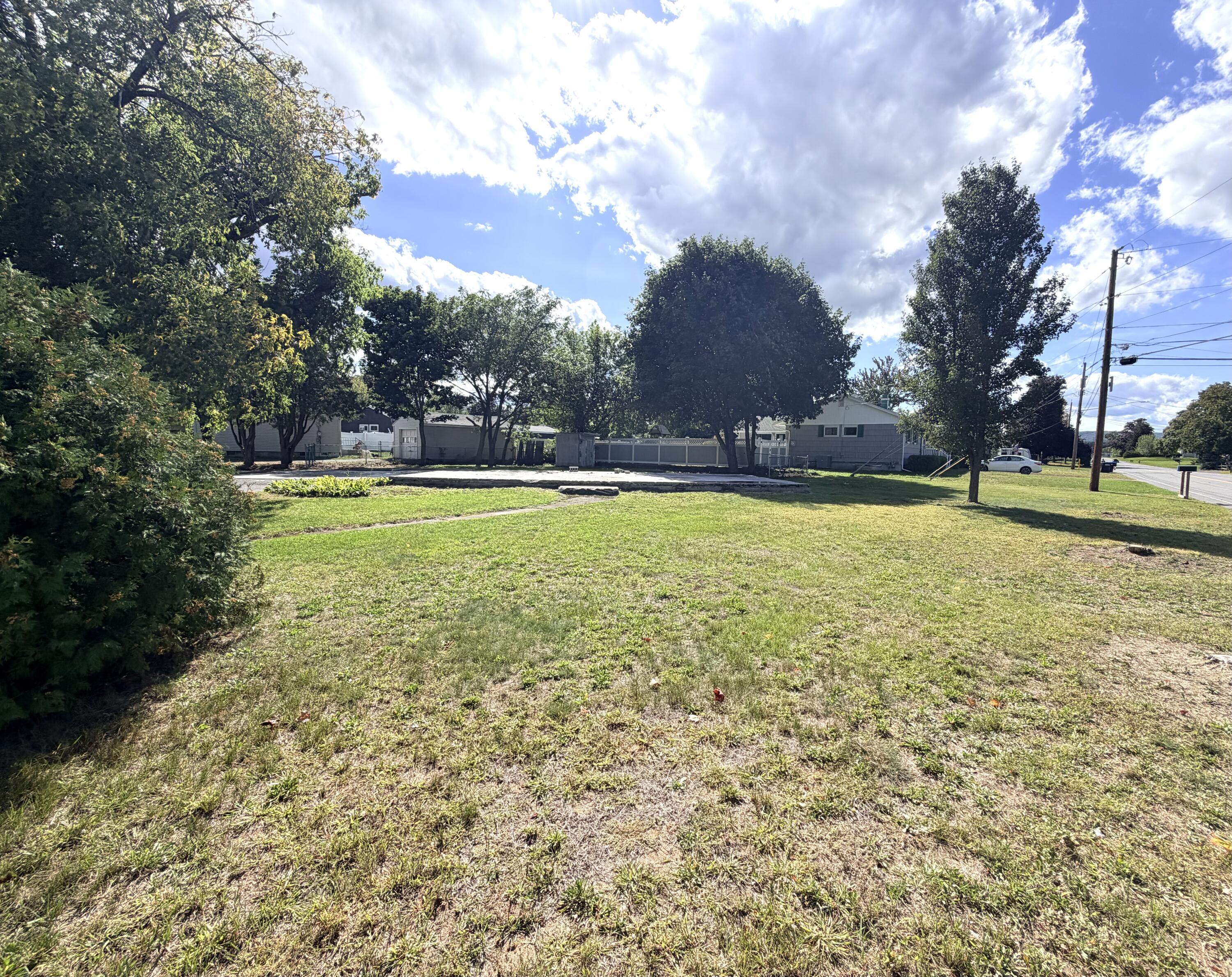 2 Mcintosh Drive Peru NY 12972