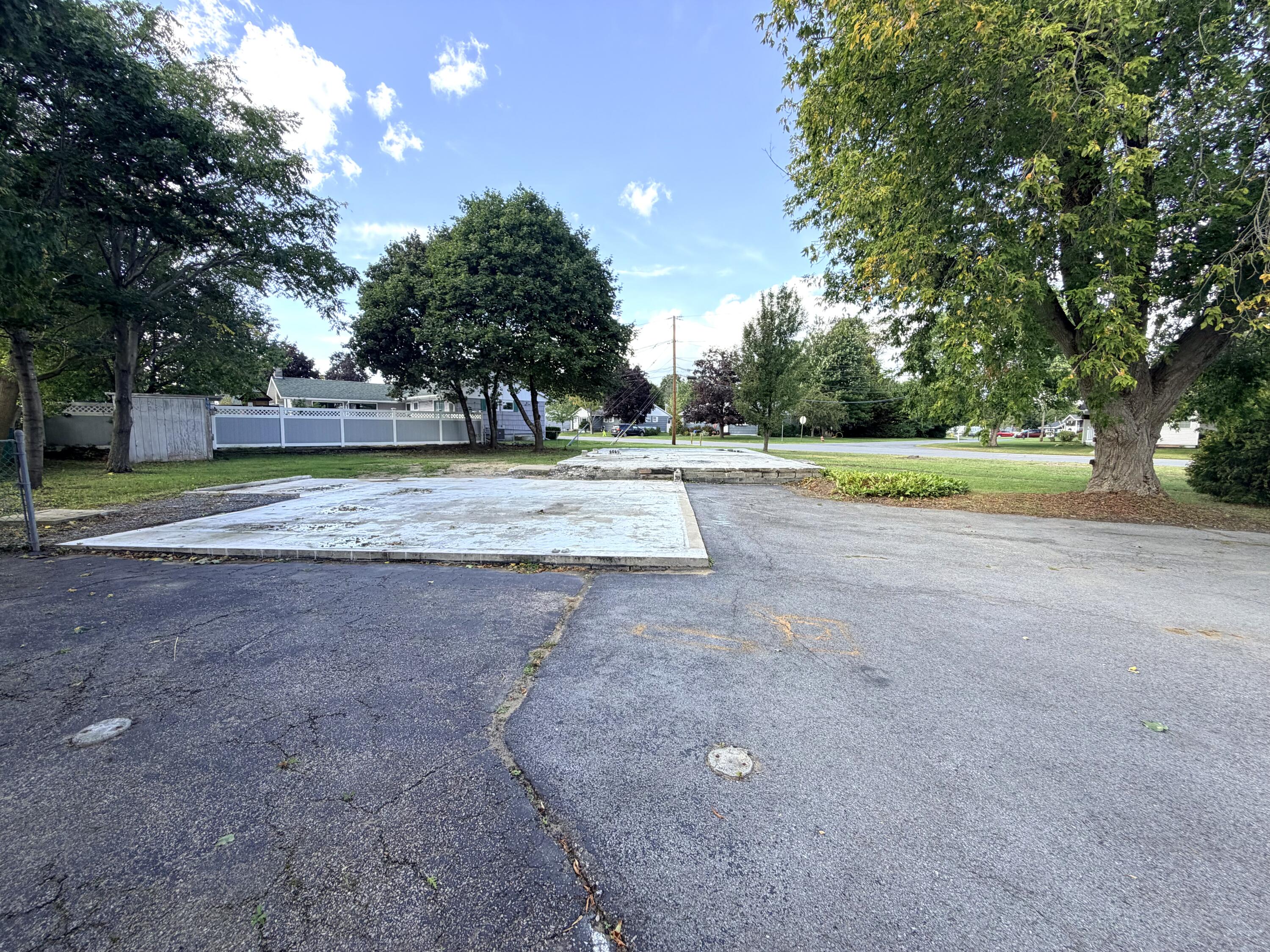 2 Mcintosh Drive Peru NY 12972