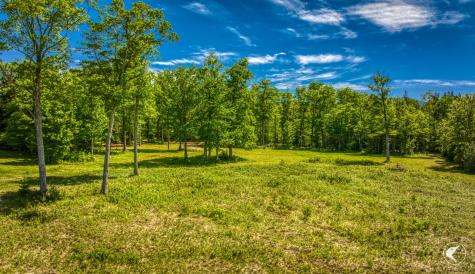 8 Upper Trail Lake Placid NY 12946