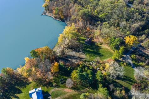 22-24 Hedge Row Crown Point NY 12928