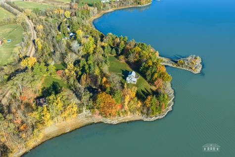 22-24 Hedge Row Crown Point NY 12928