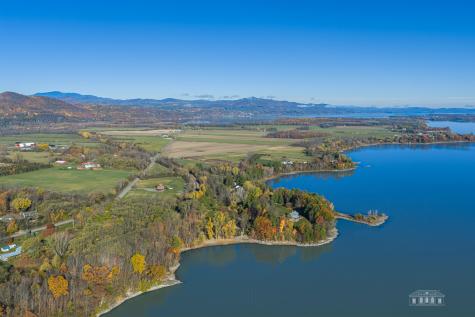 22-24 Hedge Row Crown Point NY 12928