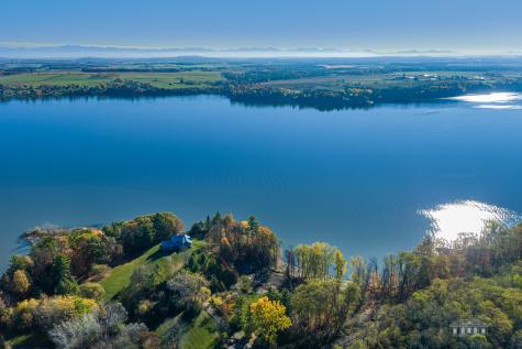 22-24 Hedge Row Crown Point NY 12928