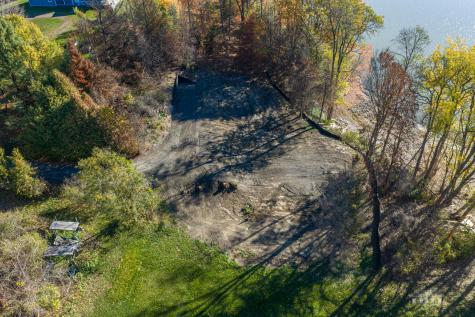 22-24 Hedge Row Crown Point NY 12928