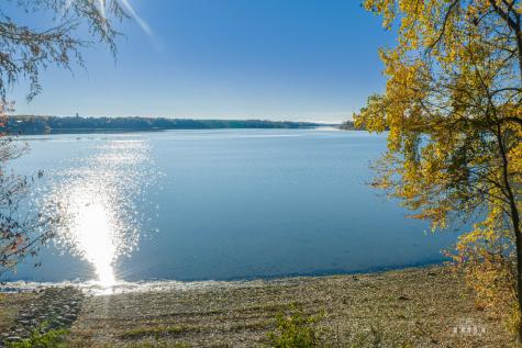 22-24 Hedge Row Crown Point NY 12928