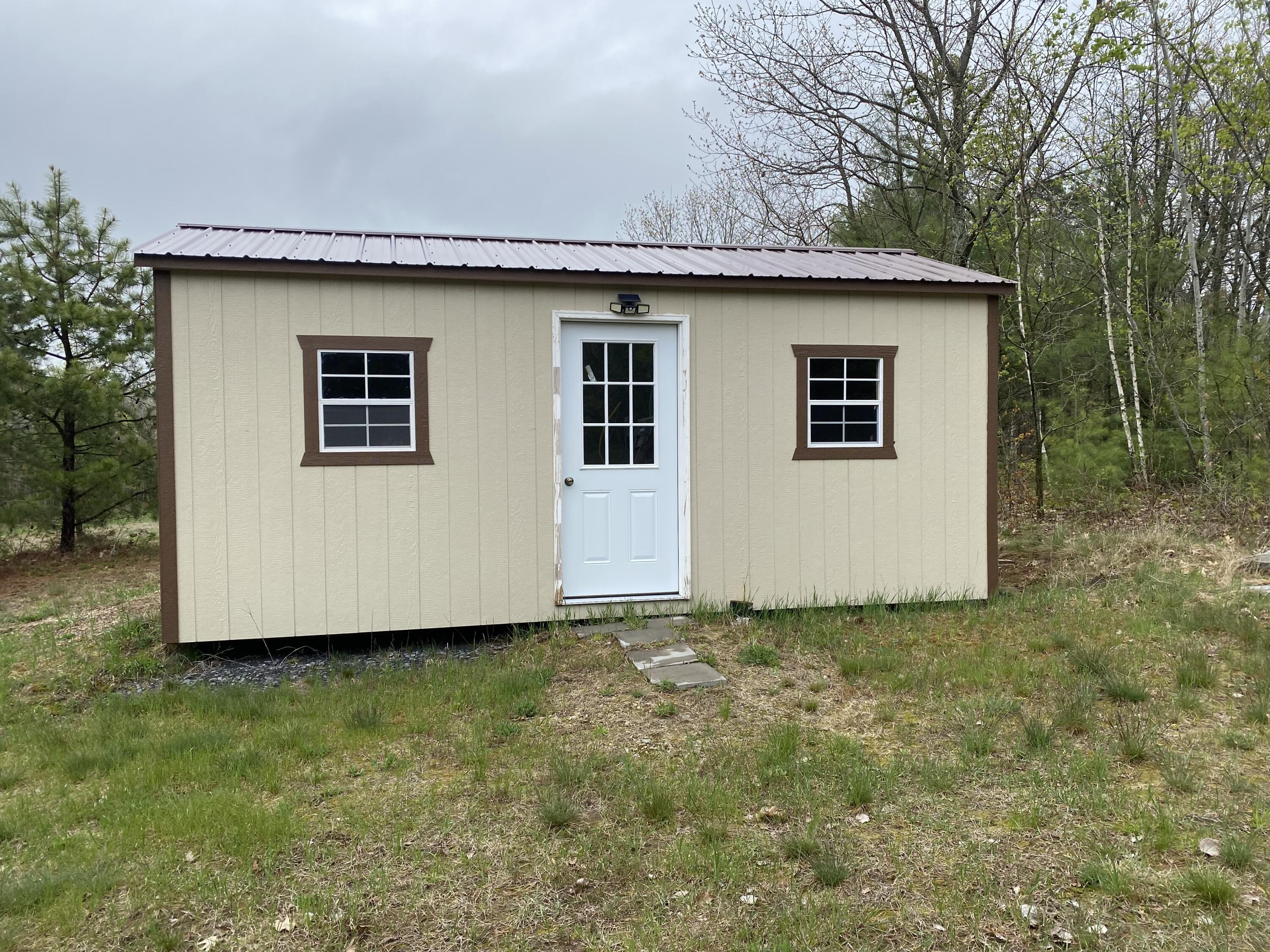 240 Norrisville Road Morrisonville NY 12962