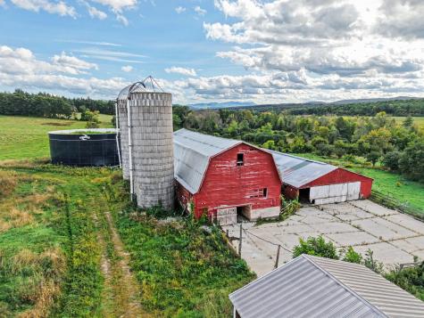 889 River Road Peru NY 12972