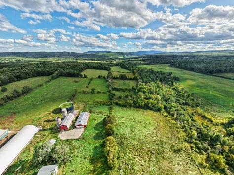 889 River Road Peru NY 12972