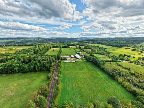 889 River Road Peru NY 12972