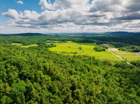 33 County Home Road Essex NY 12936