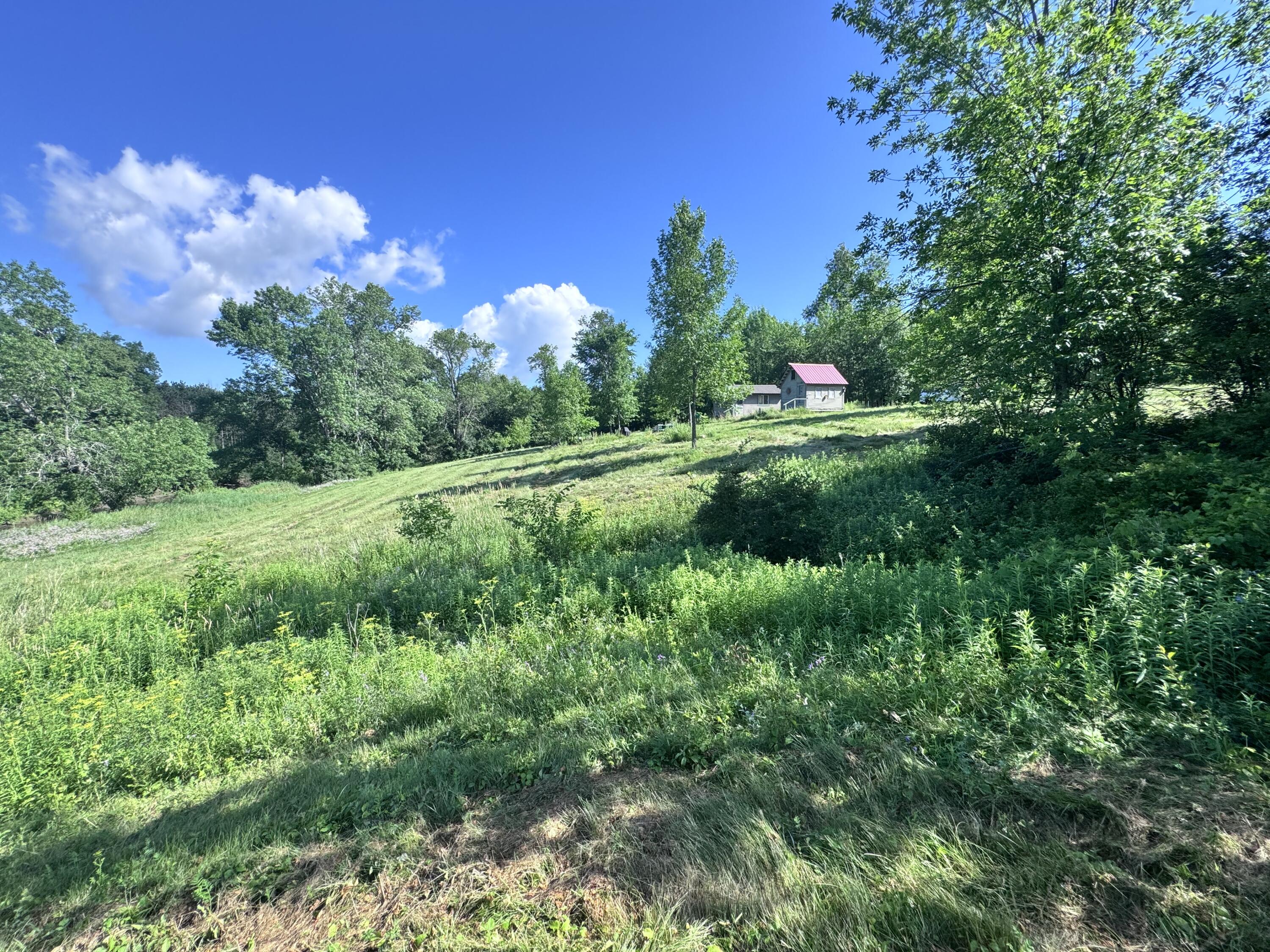 1787 Ny-22 Essex NY 12936