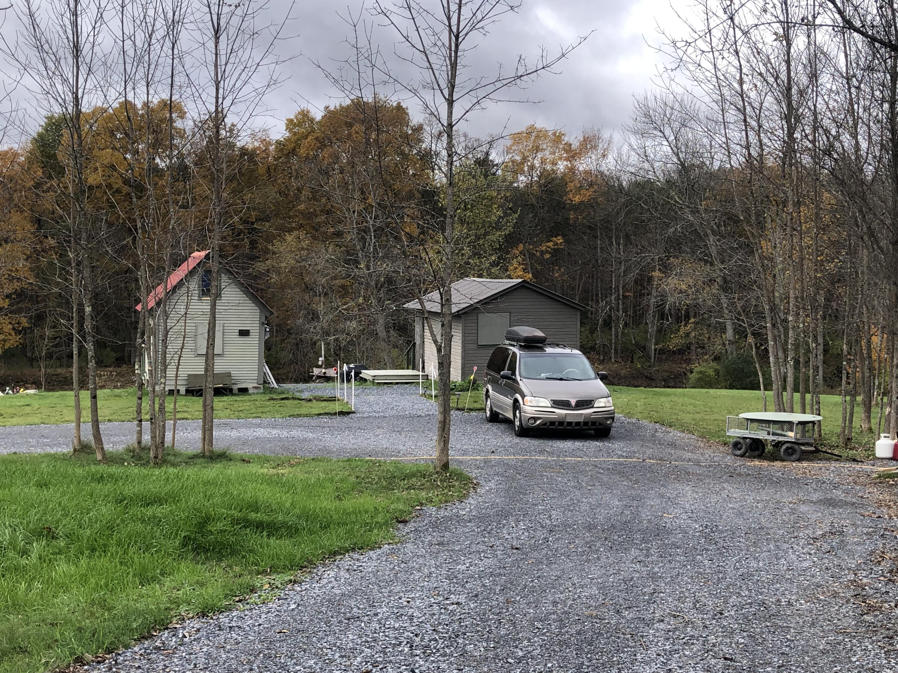 1787 Ny-22 Essex NY 12936