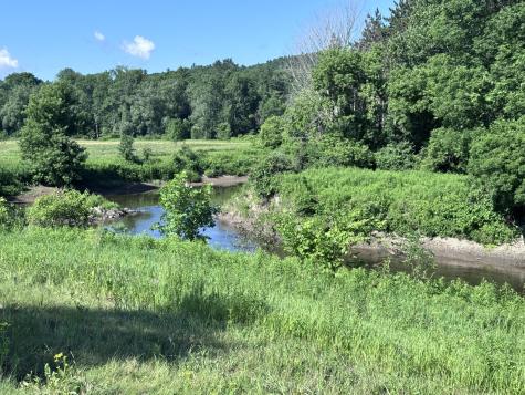 1787 Ny-22 Essex NY 12936