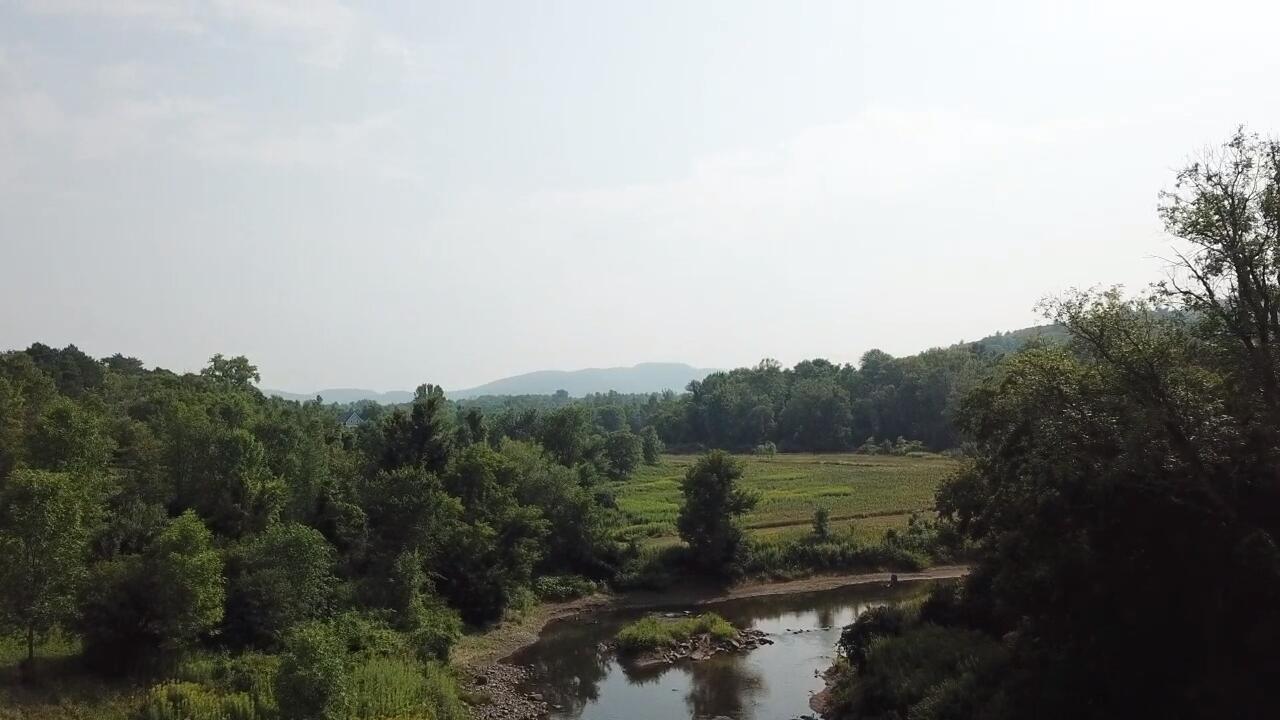 1787 Ny-22 Essex NY 12936