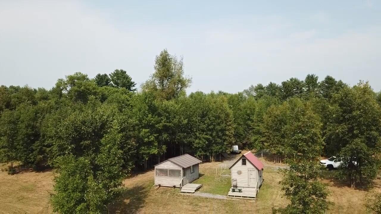 1787 Ny-22 Essex NY 12936