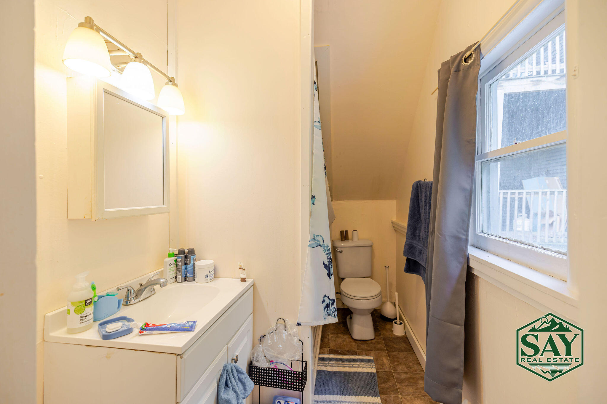 133-139 Broadway Saranac Lake NY 12983