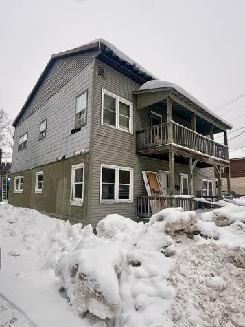 30 Chaney /81 Wawbeek Tupper Lake NY 12986