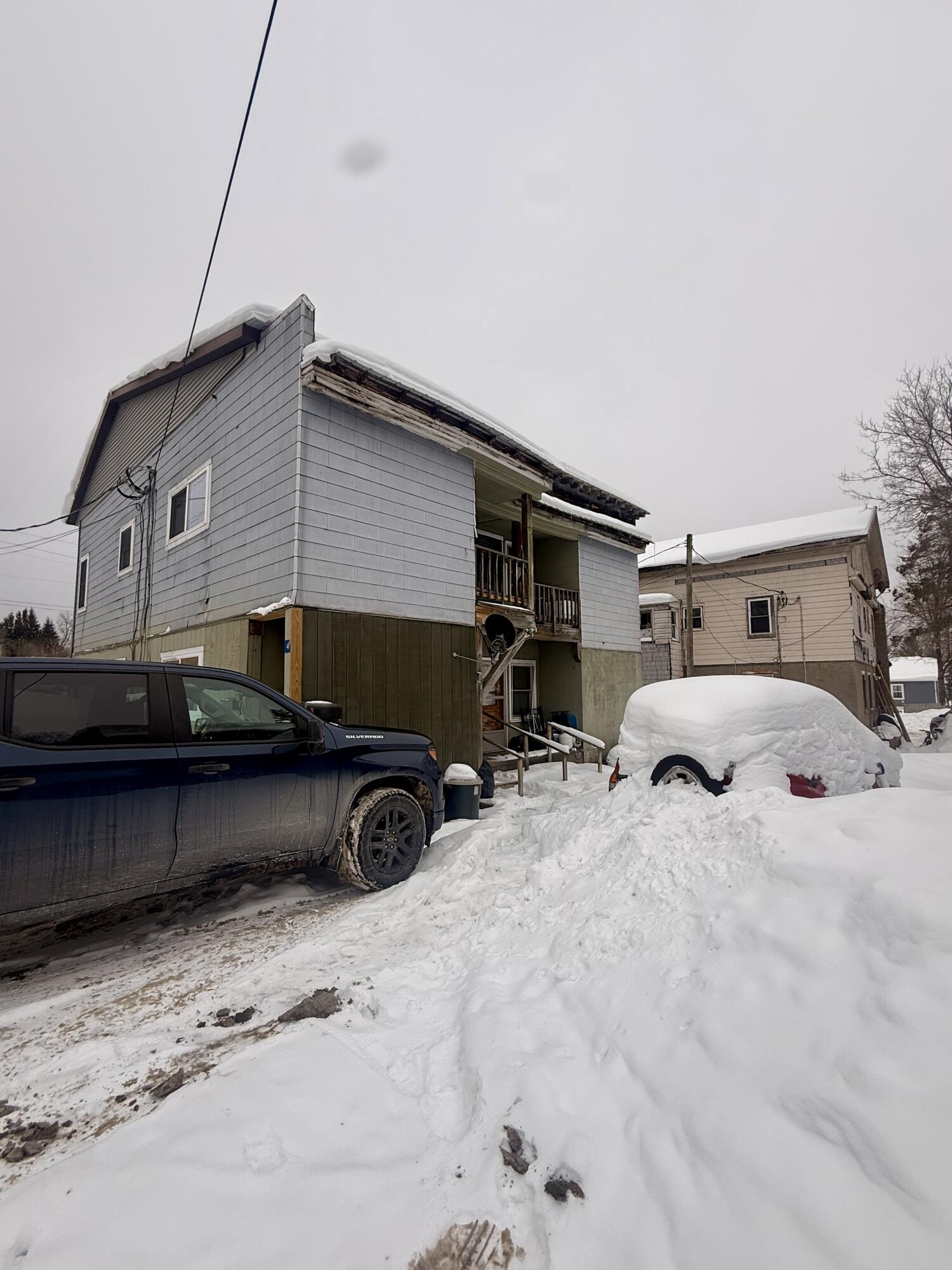 30 Chaney /81 Wawbeek Tupper Lake NY 12986