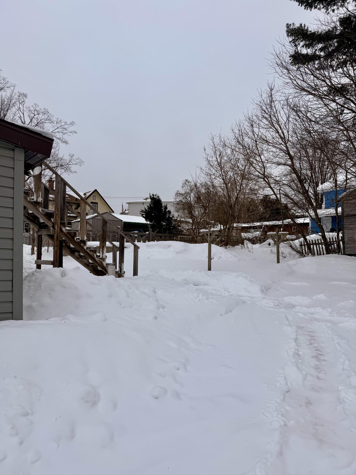 30 Chaney /81 Wawbeek Tupper Lake NY 12986