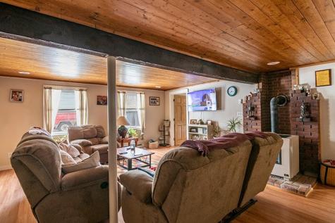 137 Charles Street Saranac Lake NY 12983
