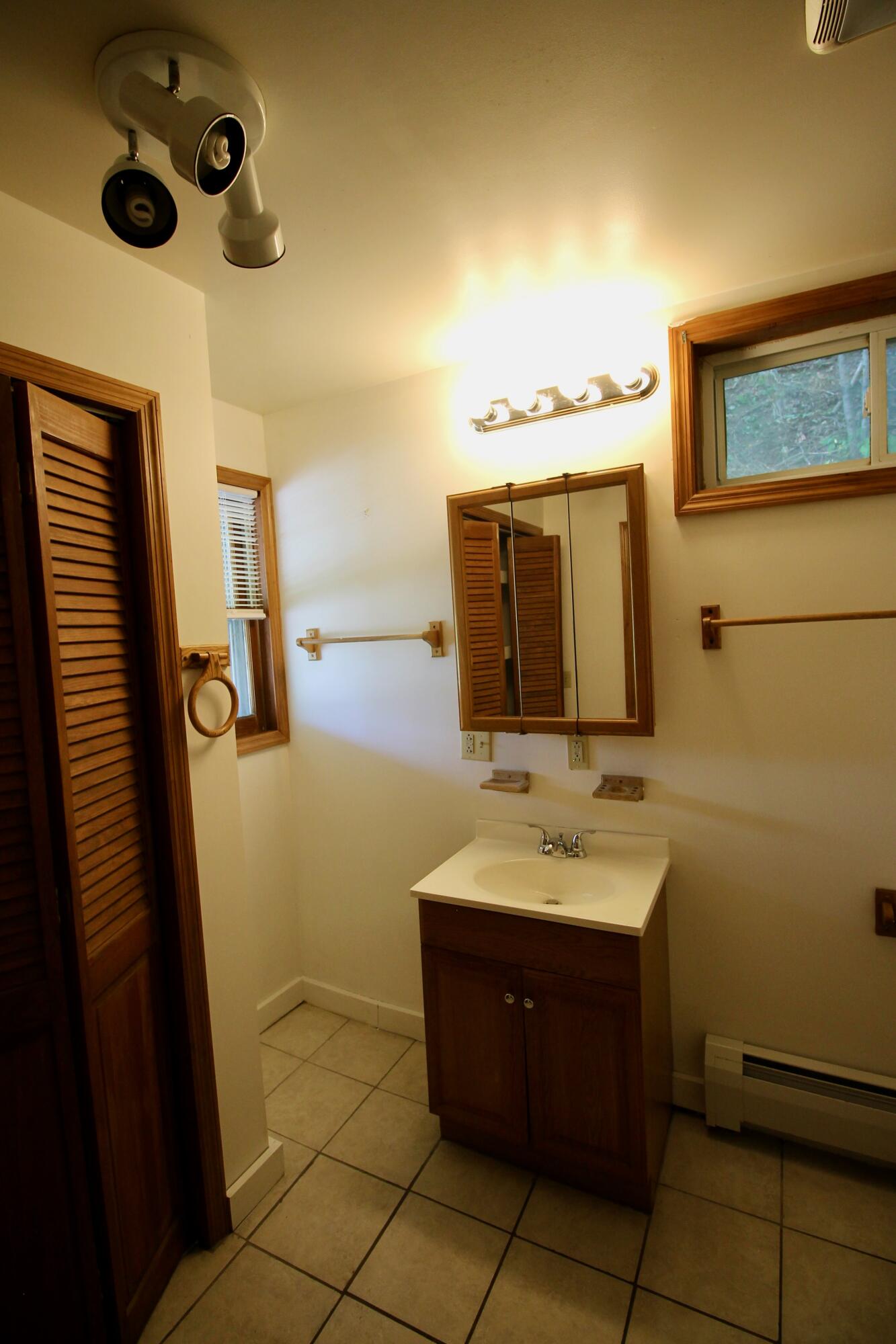 7639 U.s. 9 Elizabethtown NY 12932