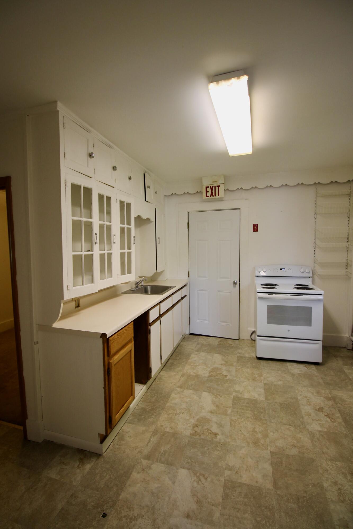7639 U.s. 9 Elizabethtown NY 12932