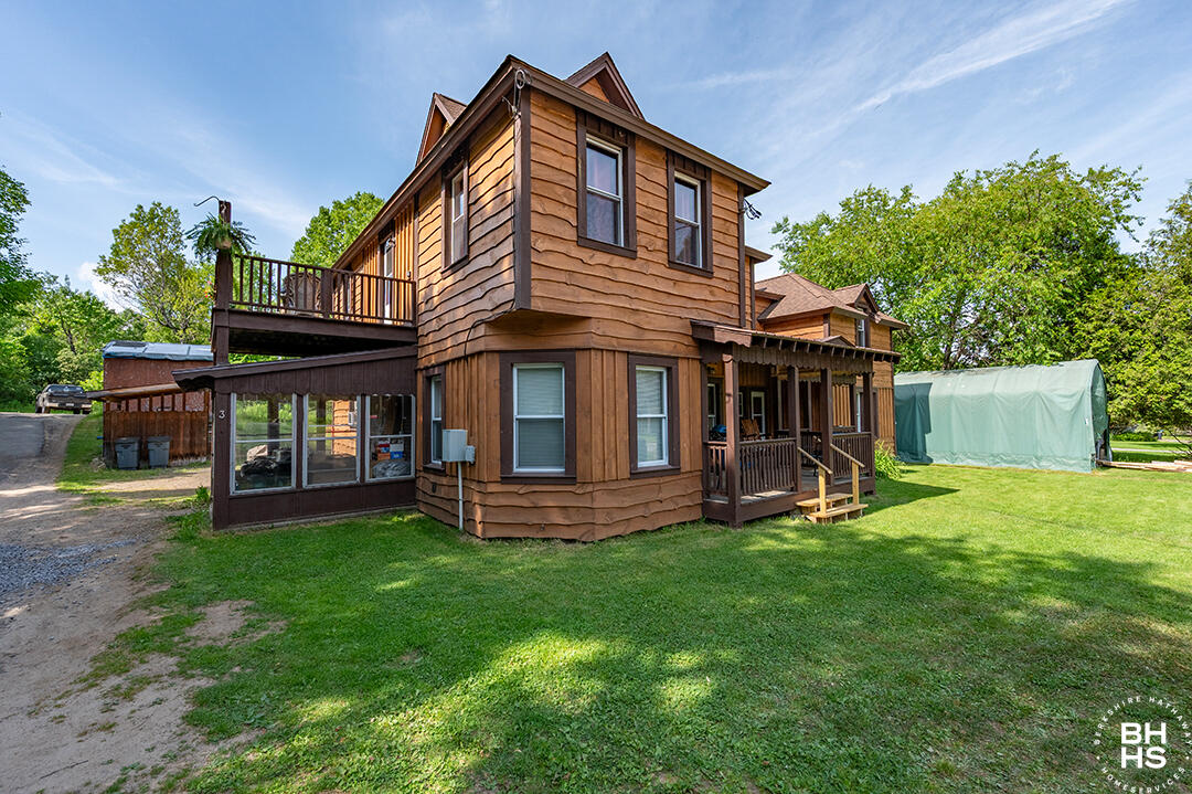 16 Main Street Bloomingdale NY 12913