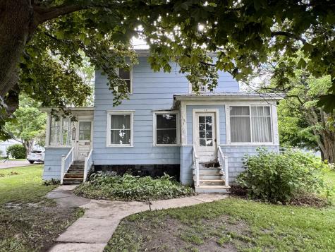 12 Delaware Street Rouses Point NY 12979