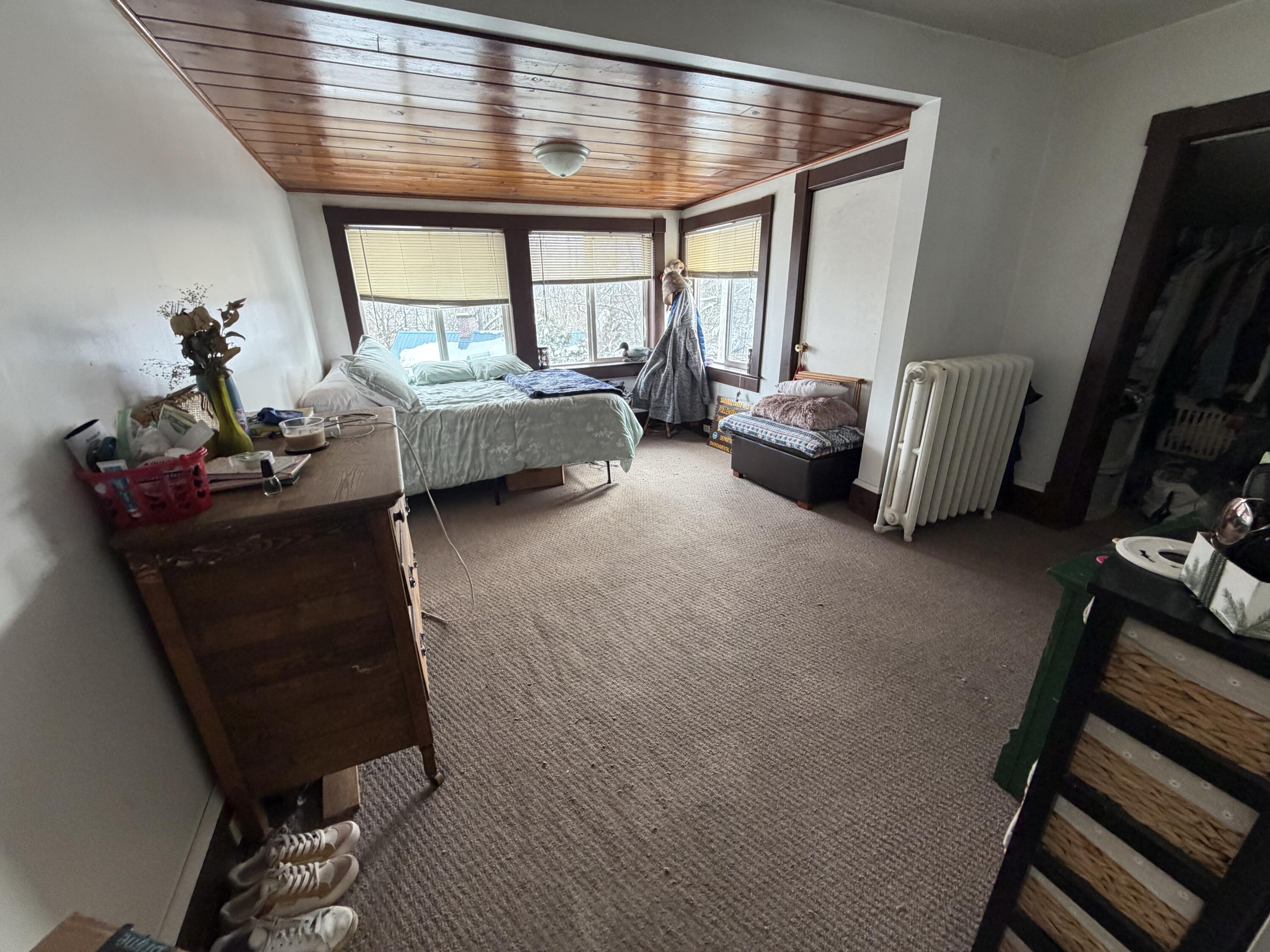 223+225 Neil Street Saranac Lake NY 12983
