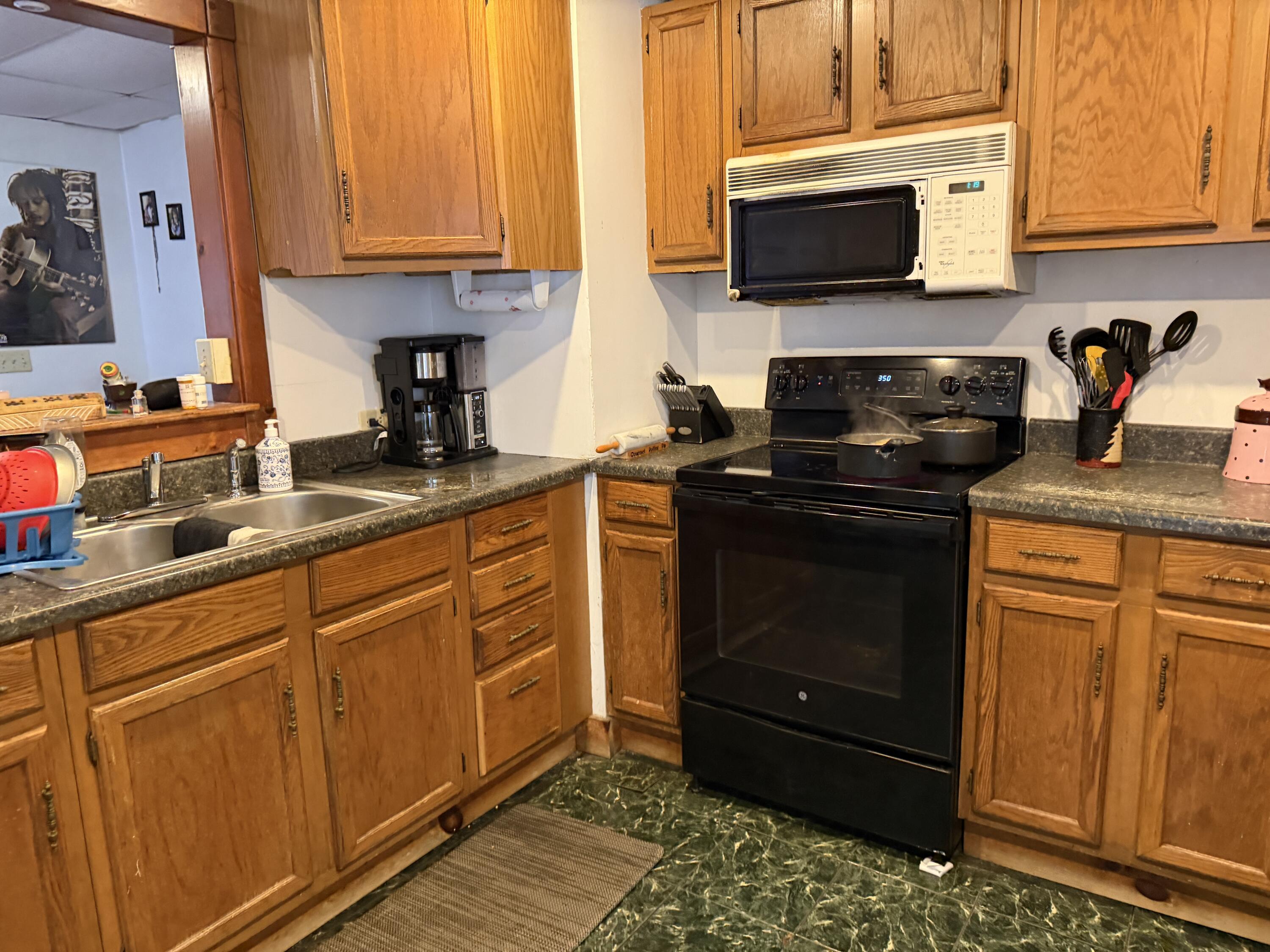 223+225 Neil Street Saranac Lake NY 12983
