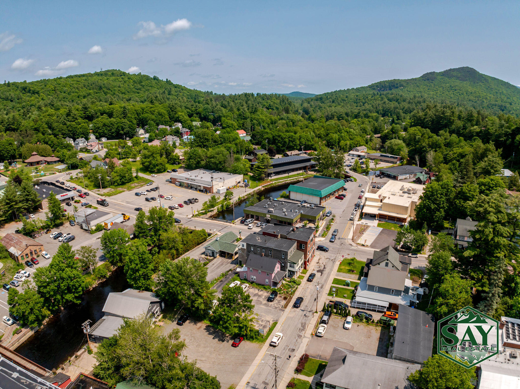 29 Woodruff Street Saranac Lake NY 12983