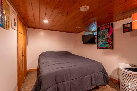 223 225 Neil Street Saranac Lake NY 12983