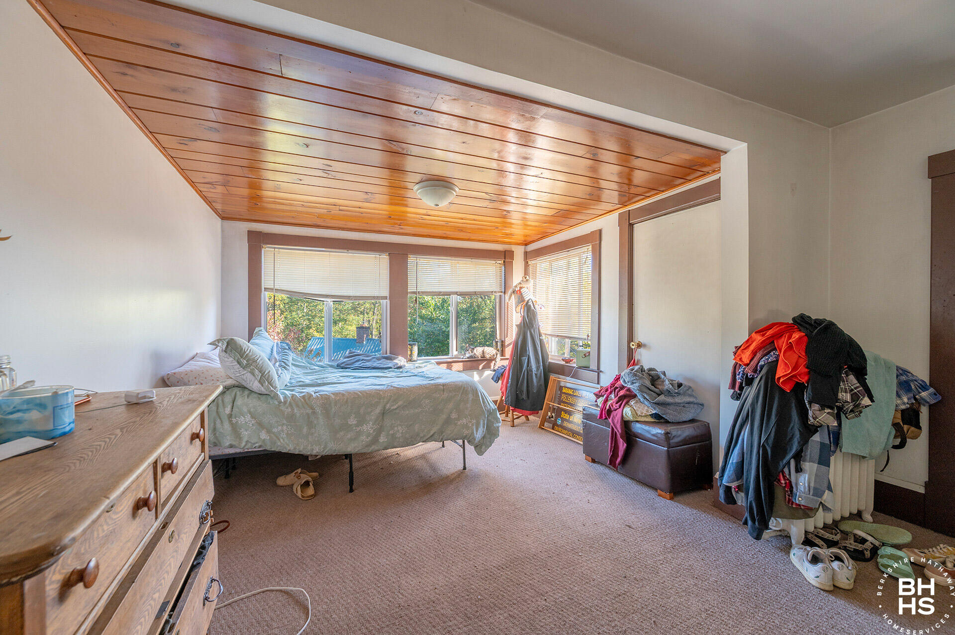 223 225 Neil Street Saranac Lake NY 12983