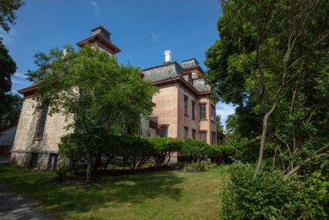 22 Macomb Street Plattsburgh NY 12901