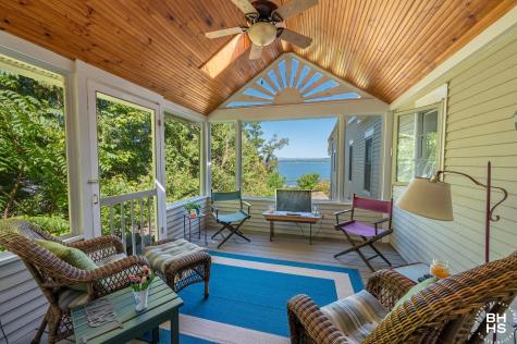 2255 Lakeshore Road Essex NY 12936