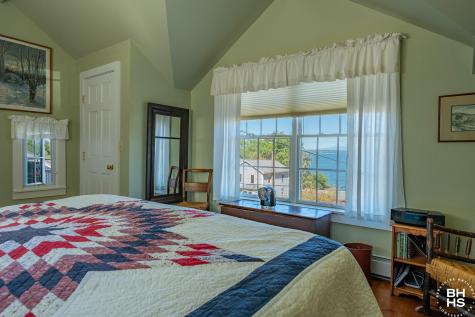 2255 Lakeshore Road Essex NY 12936