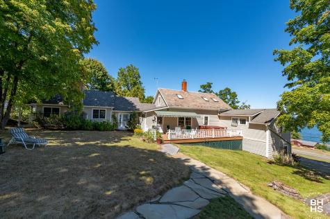 2255 Lakeshore Road Essex NY 12936