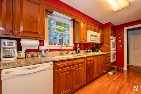 2255 Lakeshore Road Essex NY 12936