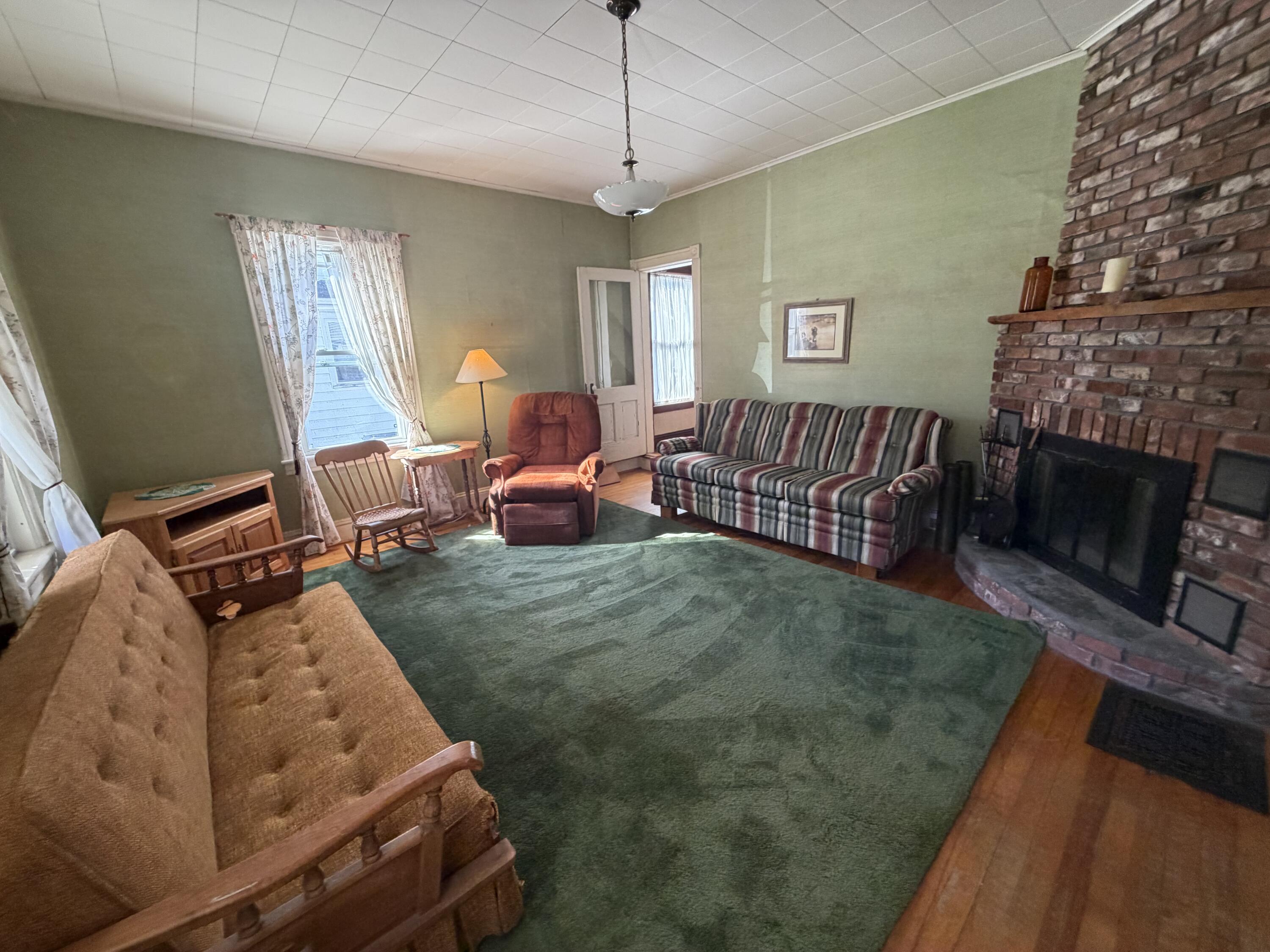 29 Butternut Street Champlain NY 12919