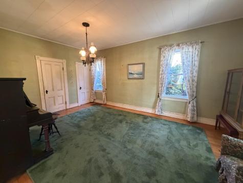 29 Butternut Street Champlain NY 12919
