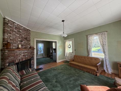 29 Butternut Street Champlain NY 12919