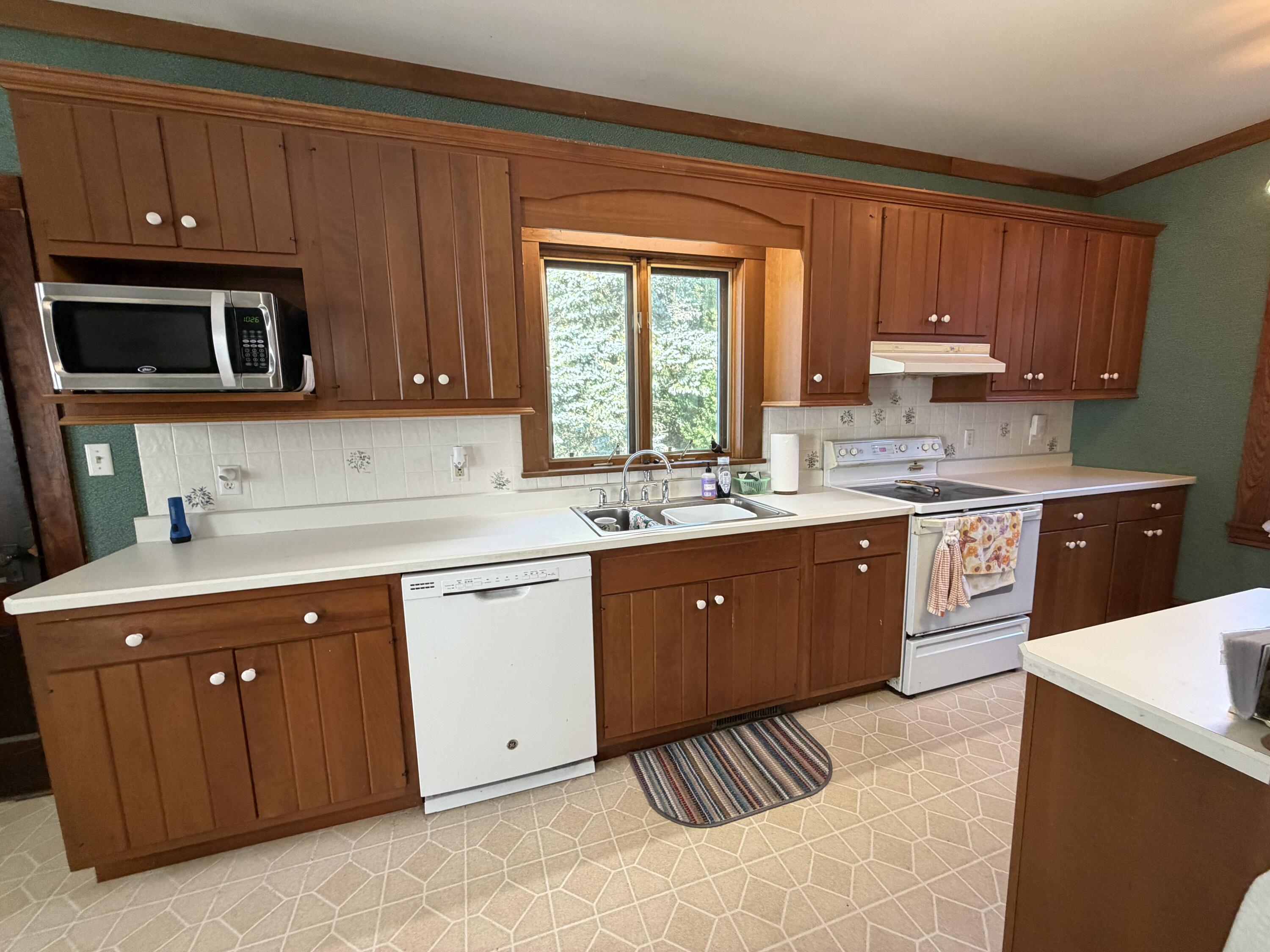 29 Butternut Street Champlain NY 12919
