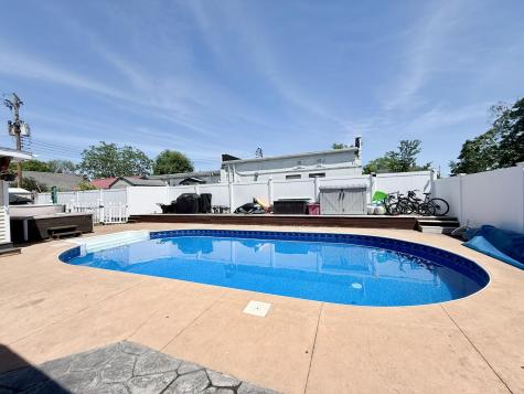 12 Mason Street Peru NY 12972